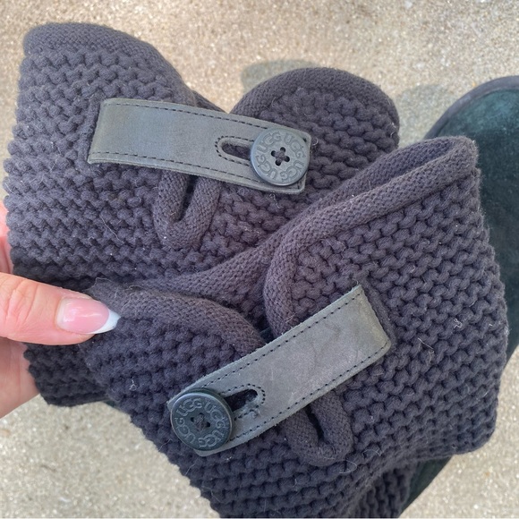 UGG | Shaina Black Sweater Cuff Booties Boots 7 - Picture 9 of 10